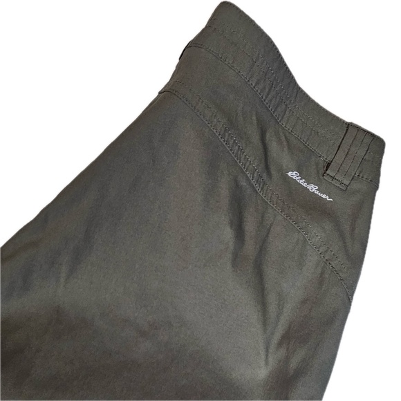 Eddie Bauer Outdoor Pants Womens 10 Olive Green Hiking Comfy Gorpcore Activewear - Picture 3 of 9